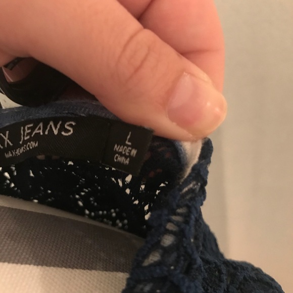 Blue Tank - Picture 6 of 6